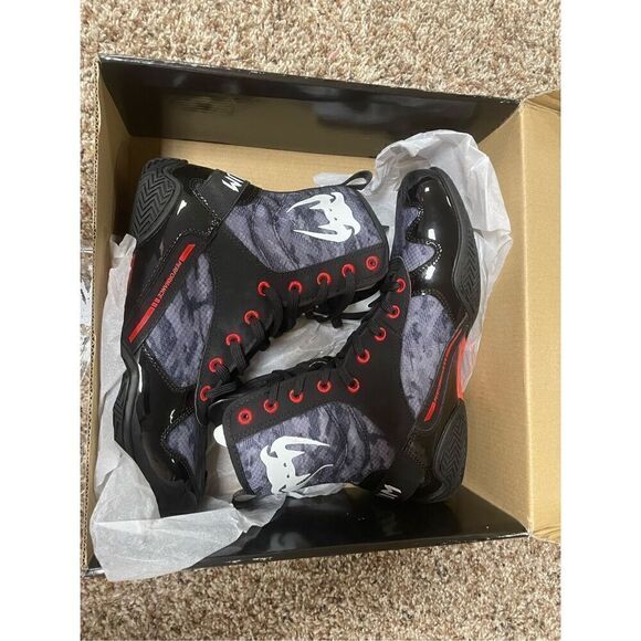 Venum Elite Boxing Lace Up Shoes Dark Camo Men’s Size 7 Brand New with Box - Picture 3 of 12